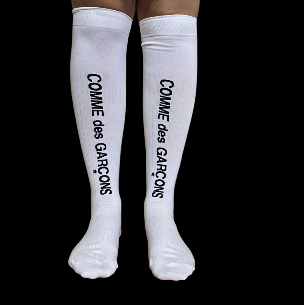 NWT Comme des Garcons White logo socks Sz L